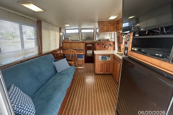 2004 Mainship 40