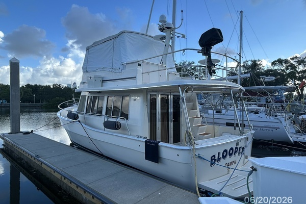 2004 Mainship 40