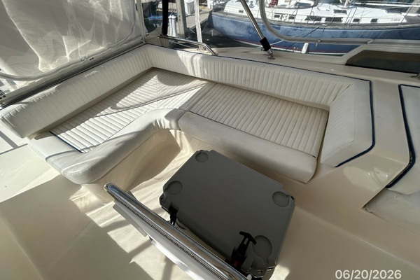 2004 Mainship 40