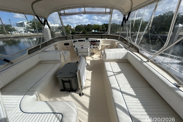 2004 Mainship 40