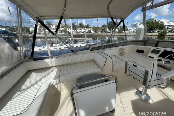2004 Mainship 40