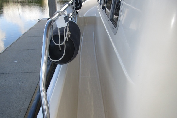 2004 Mainship 40