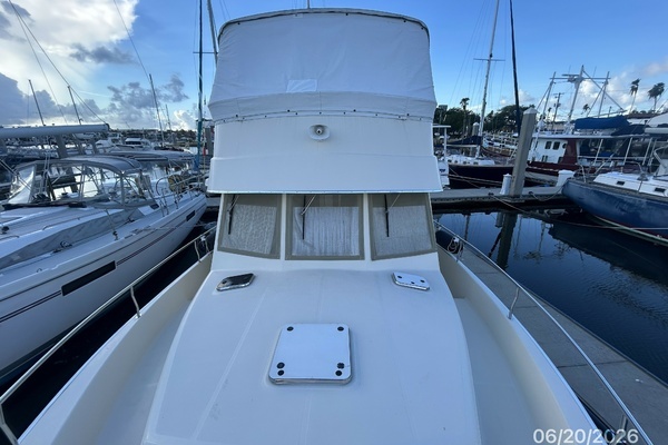 2004 Mainship 40