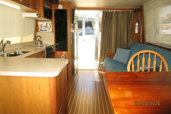 2004 Mainship 40