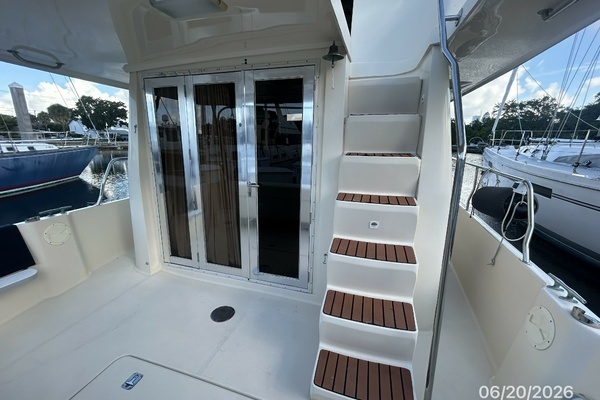 2004 Mainship 40