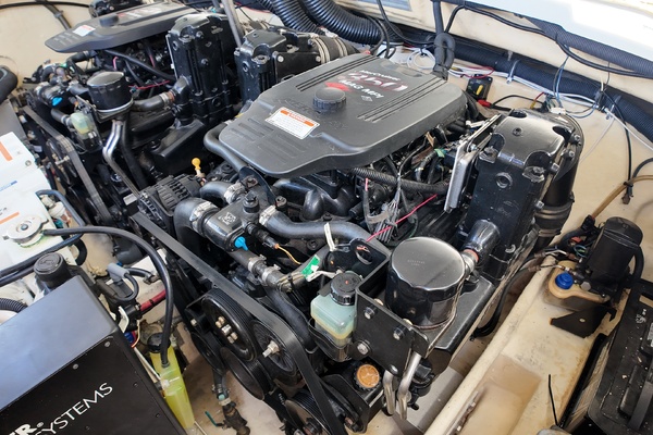 Our Paradigm Shift 33ft Formula Yacht For Sale