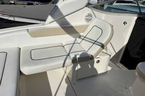 26ft Sea Ray Yacht For Sale