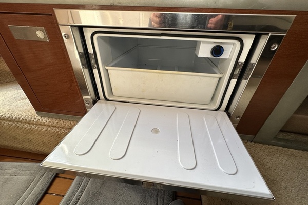 26ft Sea Ray Yacht For Sale