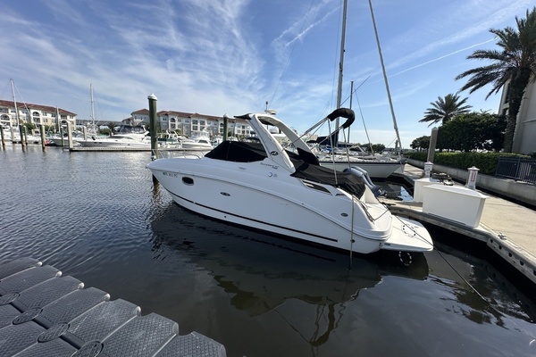 26ft Sea Ray Yacht For Sale