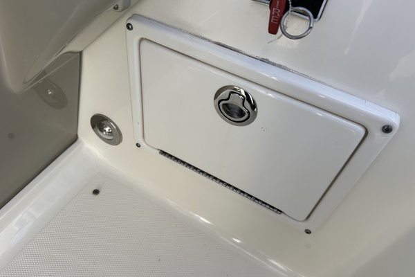 26ft Sea Ray Yacht For Sale