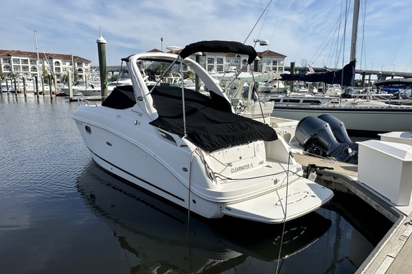 26ft Sea Ray Yacht For Sale