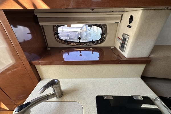 26ft Sea Ray Yacht For Sale