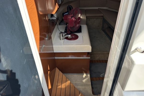 26ft Sea Ray Yacht For Sale