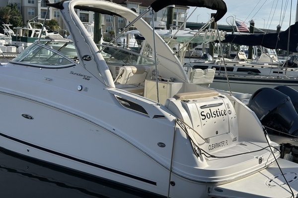 26ft Sea Ray Yacht For Sale
