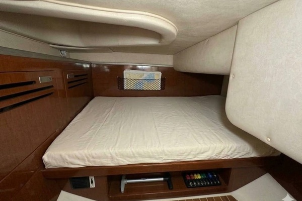 26ft Sea Ray Yacht For Sale