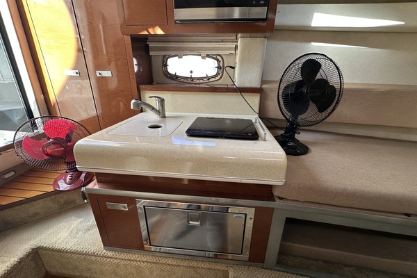 26ft Sea Ray Yacht For Sale