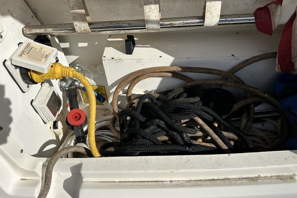 26ft Sea Ray Yacht For Sale