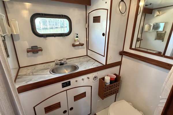 50ft Marine Trader Yacht For Sale