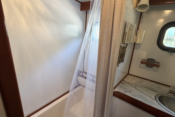 50ft Marine Trader Yacht For Sale