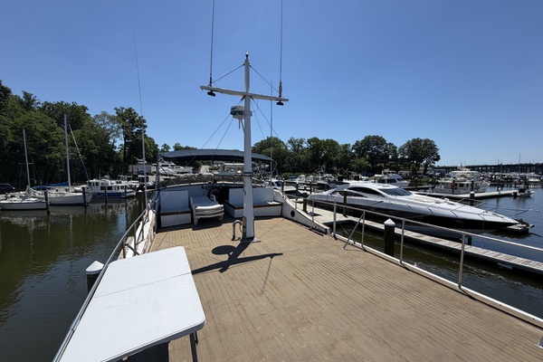 50ft Marine Trader Yacht For Sale