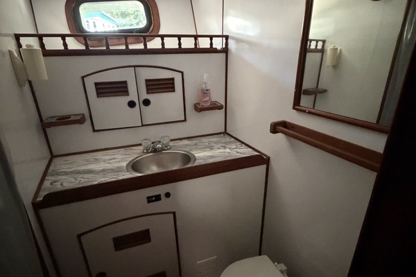 50ft Marine Trader Yacht For Sale