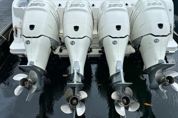 42ft Boston Whaler Yacht For Sale