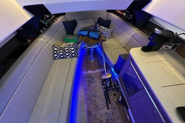 42ft Boston Whaler Yacht For Sale