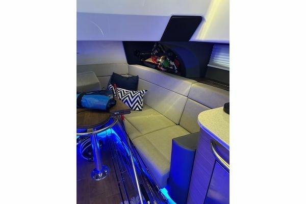 42ft Boston Whaler Yacht For Sale