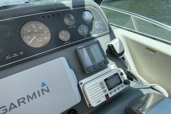 M  amp  M 31ft Tiara Yachts Yacht For Sale