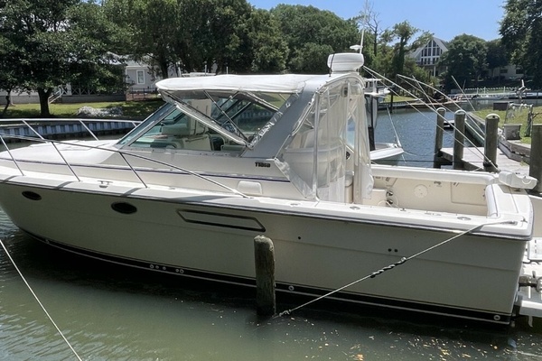 M  amp  M 31ft Tiara Yachts Yacht For Sale