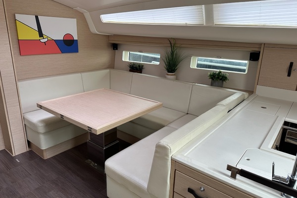 51ft Jeanneau Yacht For Sale