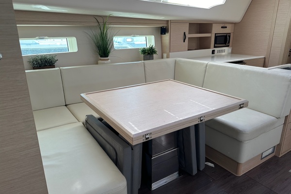 51ft Jeanneau Yacht For Sale