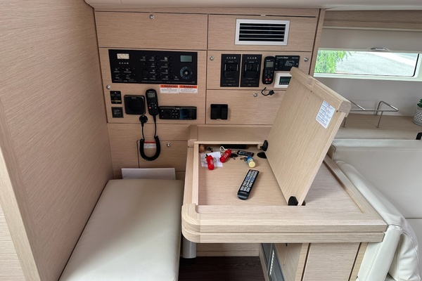 51ft Jeanneau Yacht For Sale