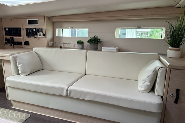 51ft Jeanneau Yacht For Sale