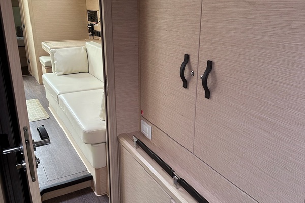 51ft Jeanneau Yacht For Sale