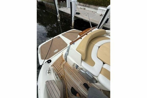 2009 Cranchi 43