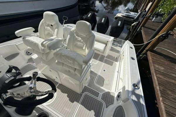 35ft Hydra Sports Yacht For Sale