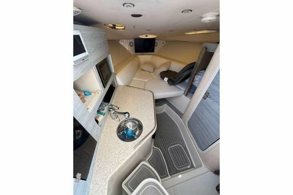 35ft Hydra Sports Yacht For Sale