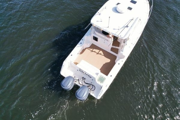 31ft Pursuit Yacht For Sale