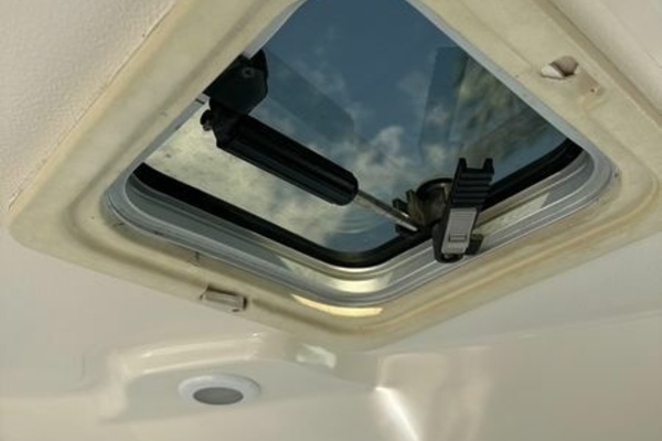 31ft Pursuit Yacht For Sale