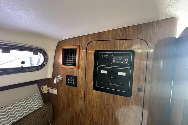 31ft Pursuit Yacht For Sale