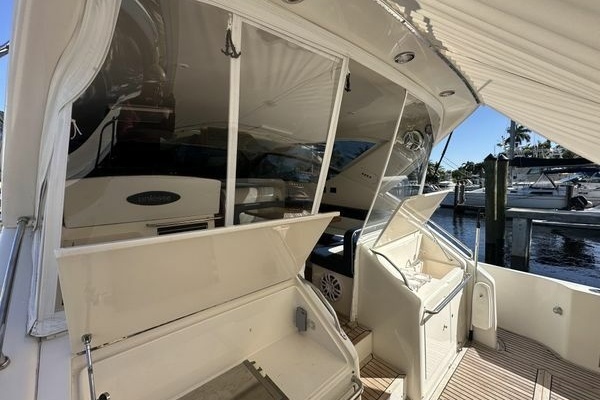 57ft Uniesse Yacht For Sale