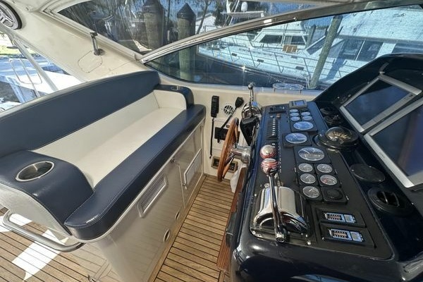 57ft Uniesse Yacht For Sale