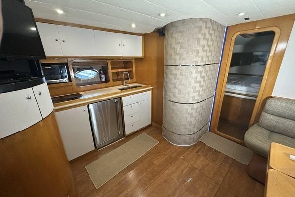 57ft Uniesse Yacht For Sale