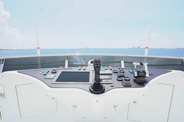 70ft Magnum Yacht For Sale