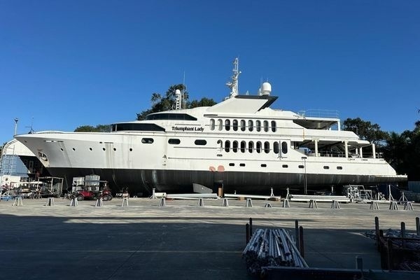 Photo of the 1985 Sterling Yachts 155 Motor Yacht "TRIUMPHANT LADY"