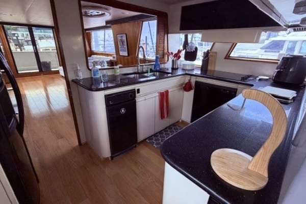 Viking 55 Motor Yacht Yacht For Sale