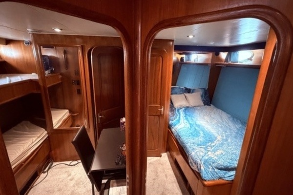 Viking 55 Motor Yacht Yacht For Sale