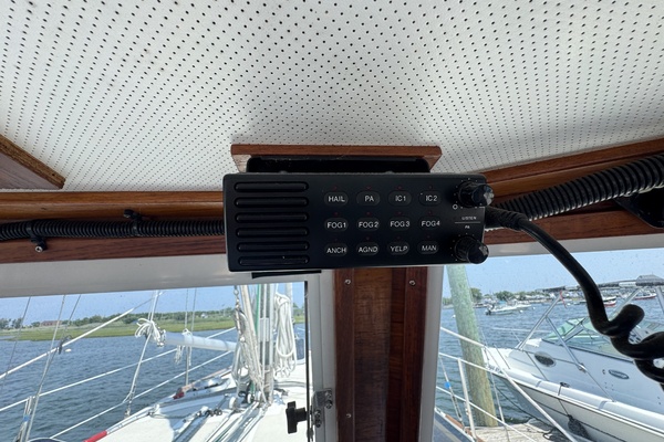BIA 30ft Cape Dory Yacht For Sale