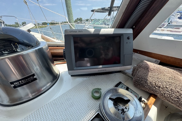 BIA 30ft Cape Dory Yacht For Sale
